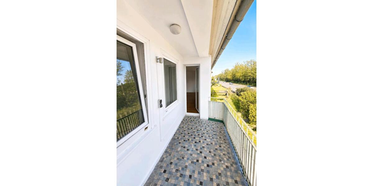 Etagenwohnung Porta Westfalica - 4 Zimmer, 100 m&sup2;, 850&euro; | Angebot:26610451