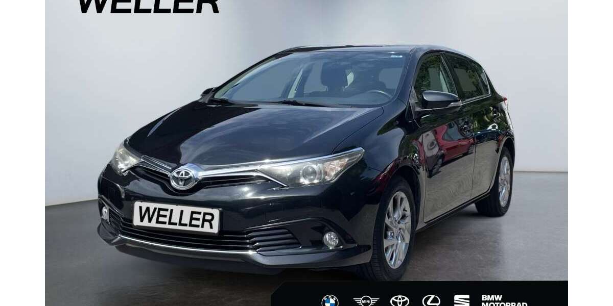 Toyota Auris 99.975 km 12.490 &euro; Herford 32049