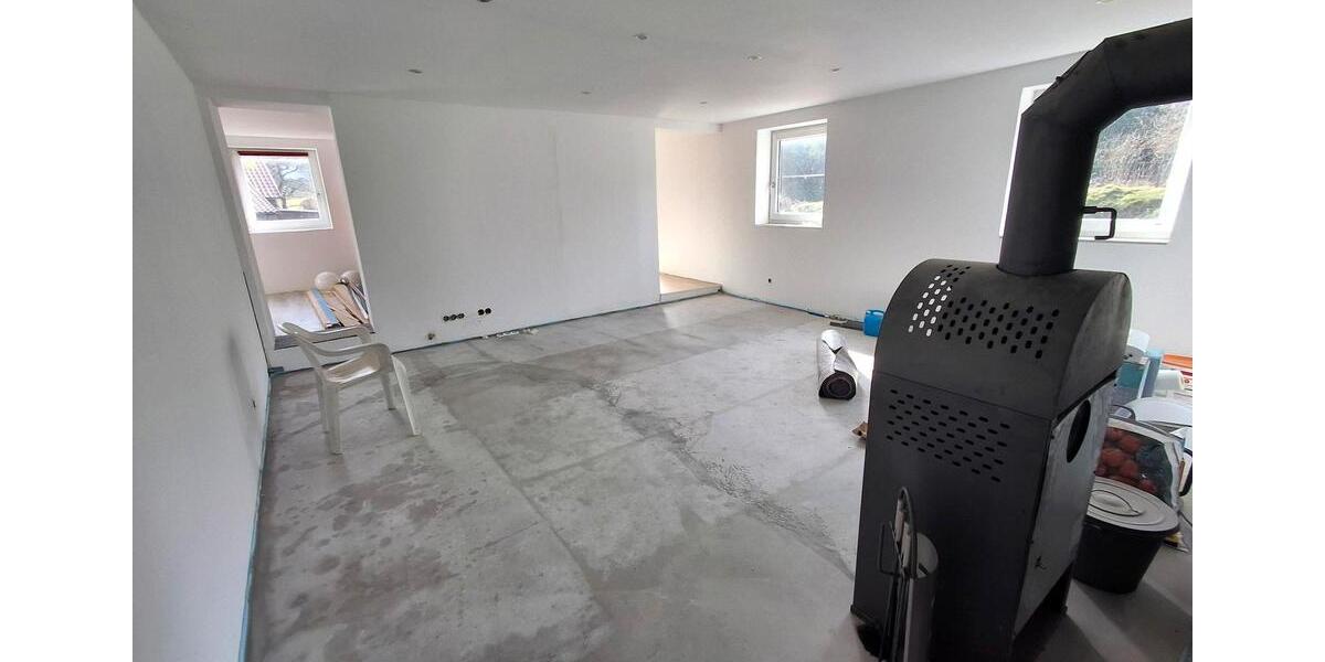 Einfamilienhaus Extertal - 6 Zimmer, 200 m&sup2;, 95.000&euro; | Angebot:25408054