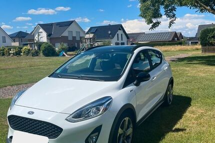 Ford Fiesta 97.565 km 11.000 &euro; Minden 32423