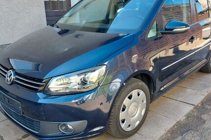 VW Touran 260.000 km 5.500 &euro; Löhne 32584