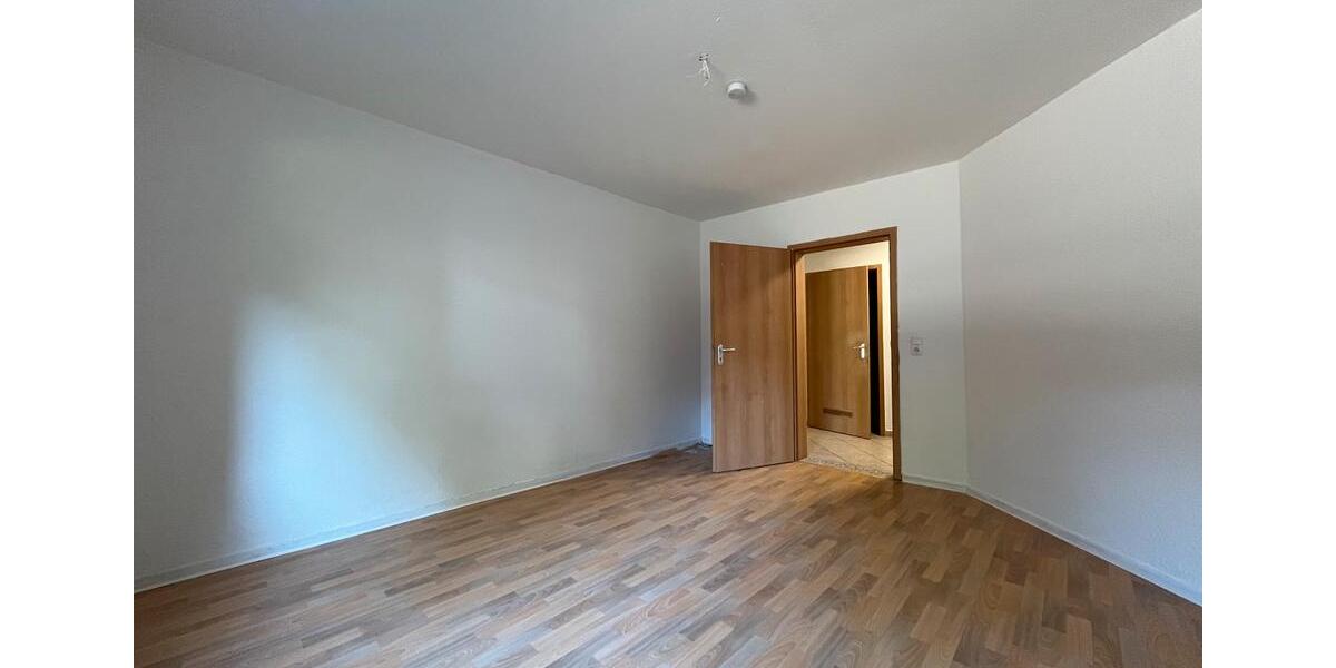 Etagenwohnung Porta Westfalica - 3 Zimmer, 84 m&sup2;, 899&euro; | Angebot:24360990