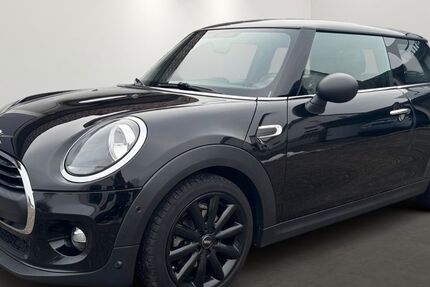 Mini ONE 81.300 km 11.450 &euro; Bad Salzuflen 32105