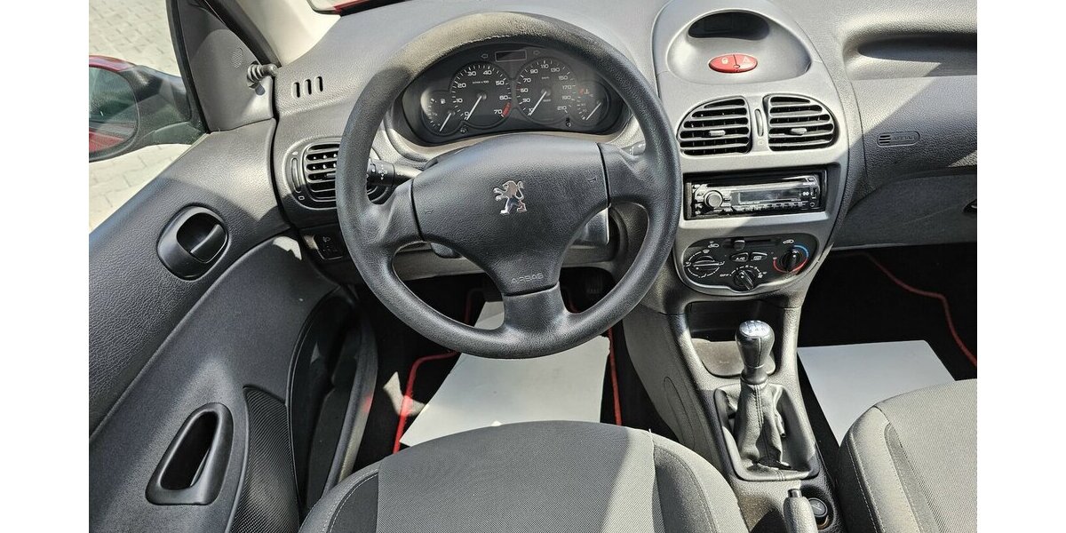 Peugeot 206 XT KLIMA AUS 2.HAND 178.000 km 2.490 &euro; Löhne 32584