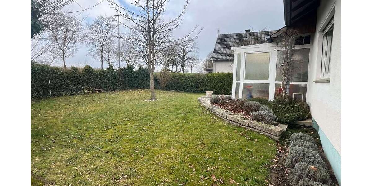 Einfamilienhaus Bad Salzuflen Biemsen-Ahmsen - 5 Zimmer, 130 m&sup2;, 285.000&euro; | Angebot:25546532