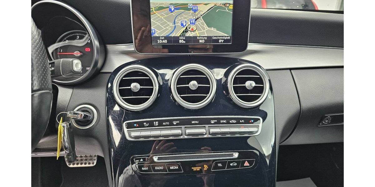 Mercedes-Benz C 250 d T AMG Line LEDER NAVI LED AUS 2.HAND 113.520 km 21.990 &euro; Löhne 32584