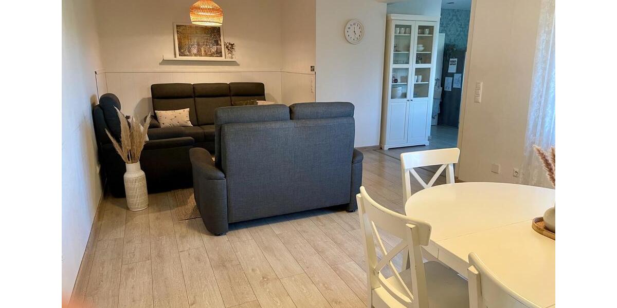 Einfamilienhaus Espelkamp - 7 Zimmer, 360 m&sup2;, 430.000&euro; | Angebot:26698963