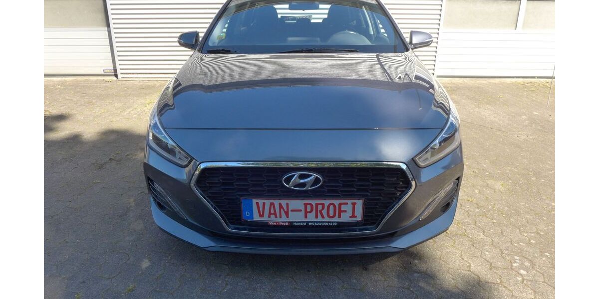 Hyundai i30 116.000 km 10.700 &euro; Herford 32051