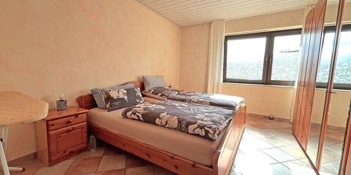 Mehrfamilienhaus, Wohnhaus Enger Besenkamp - 7 Zimmer, 250 m&sup2;, 650.000&euro; | Angebot:25697453