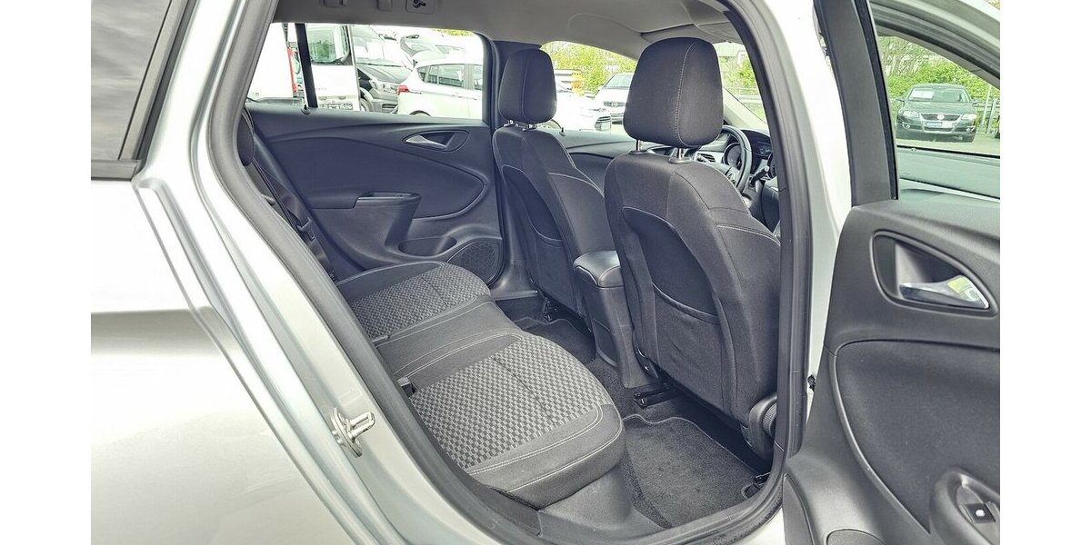 Opel Astra Sports Tourer NAVI AUS 2.HAND PDC 210.120 km 5.990 &euro; Löhne 32584