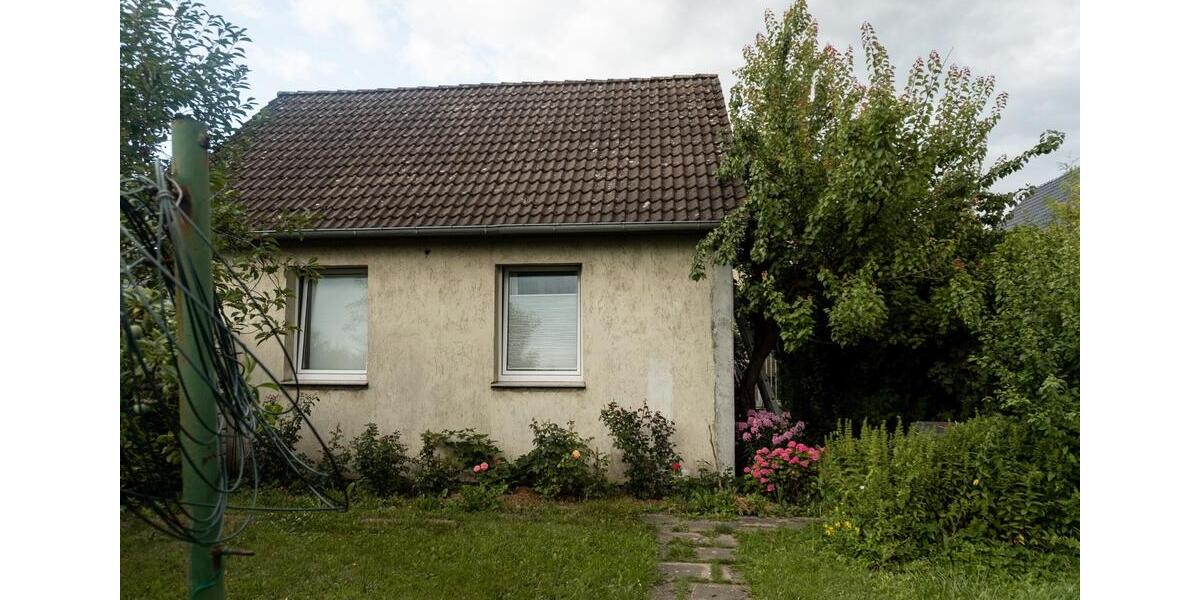 Einfamilienhaus Herford Diebrock - 6 Zimmer, 121 m&sup2;, 200.000&euro; | Angebot:27108855