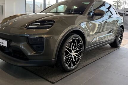 Porsche Macan 9.900 km 89.900 &euro; Minden 32429