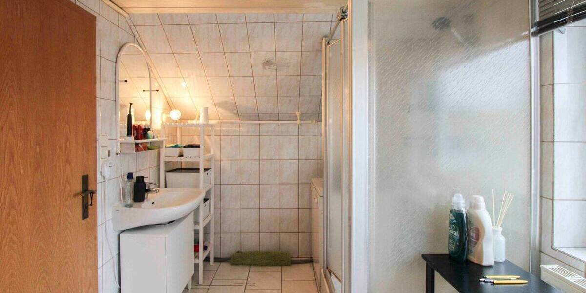 Einfamilienhaus Hiddenhausen - 7 Zimmer, 164 m&sup2;, 219.000&euro; | Angebot:26245271