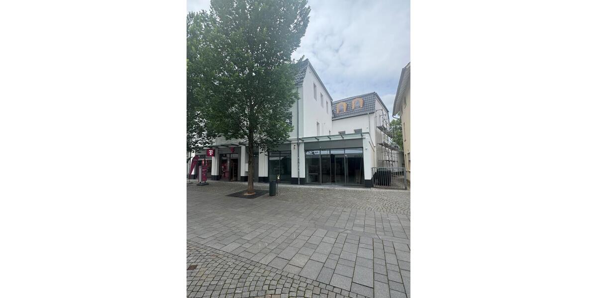 Etagenwohnung Bünde - 3 Zimmer, 117 m&sup2;, 1.000&euro; | Angebot:24802191