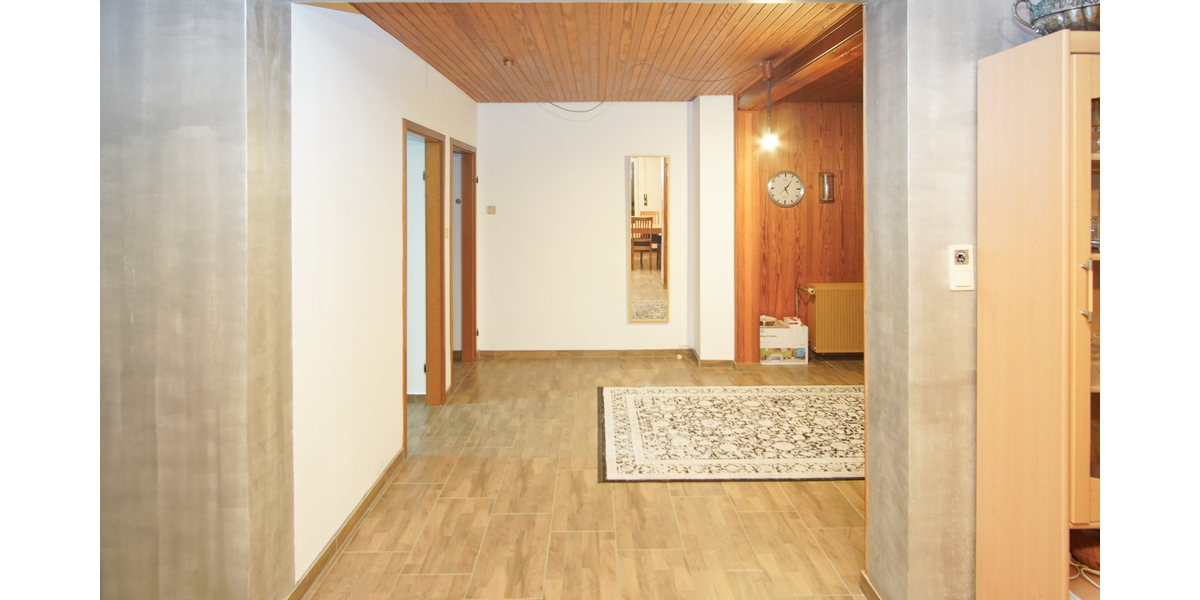 Ihr Zuhause, Ihr Panorama – Wohnen mit traumhafter Aussicht - Einfamilienhaus Porta Westfalica | Angebot:13564854