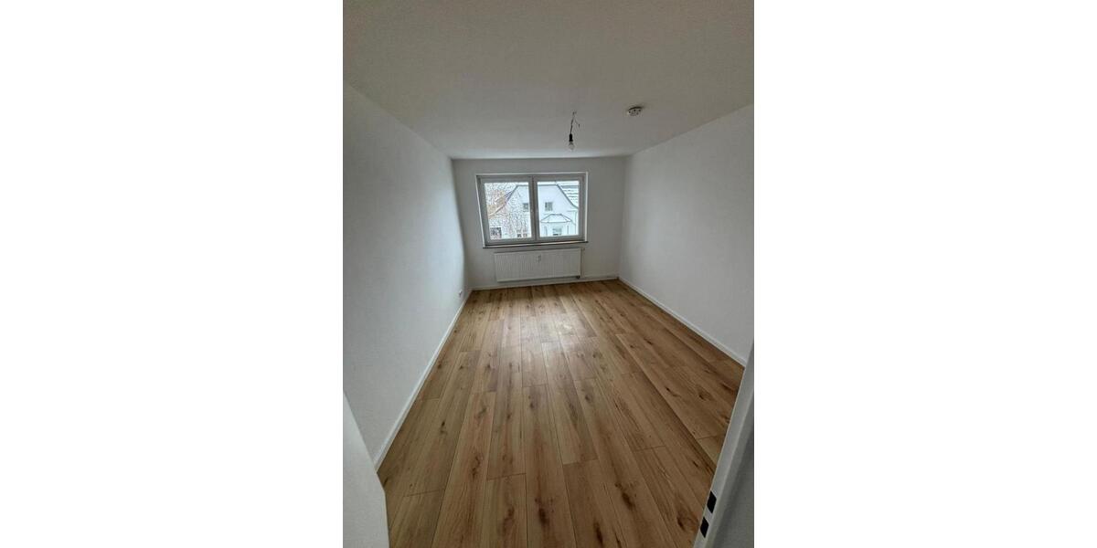 Etagenwohnung Minden - 4 Zimmer, 79 m&sup2;, 627&euro; | Angebot:24401518