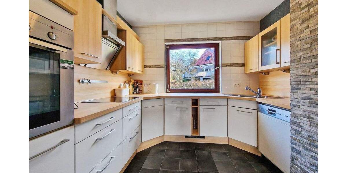 Einfamilienhaus Extertal Schönhagen - 5 Zimmer, 160 m&sup2;, 155.000&euro; | Angebot:25685472