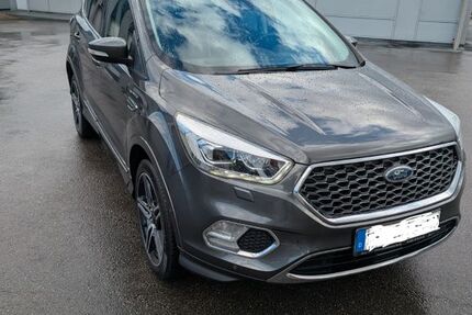 Ford Kuga 86.500 km 18.750 &euro; Löhne 32584