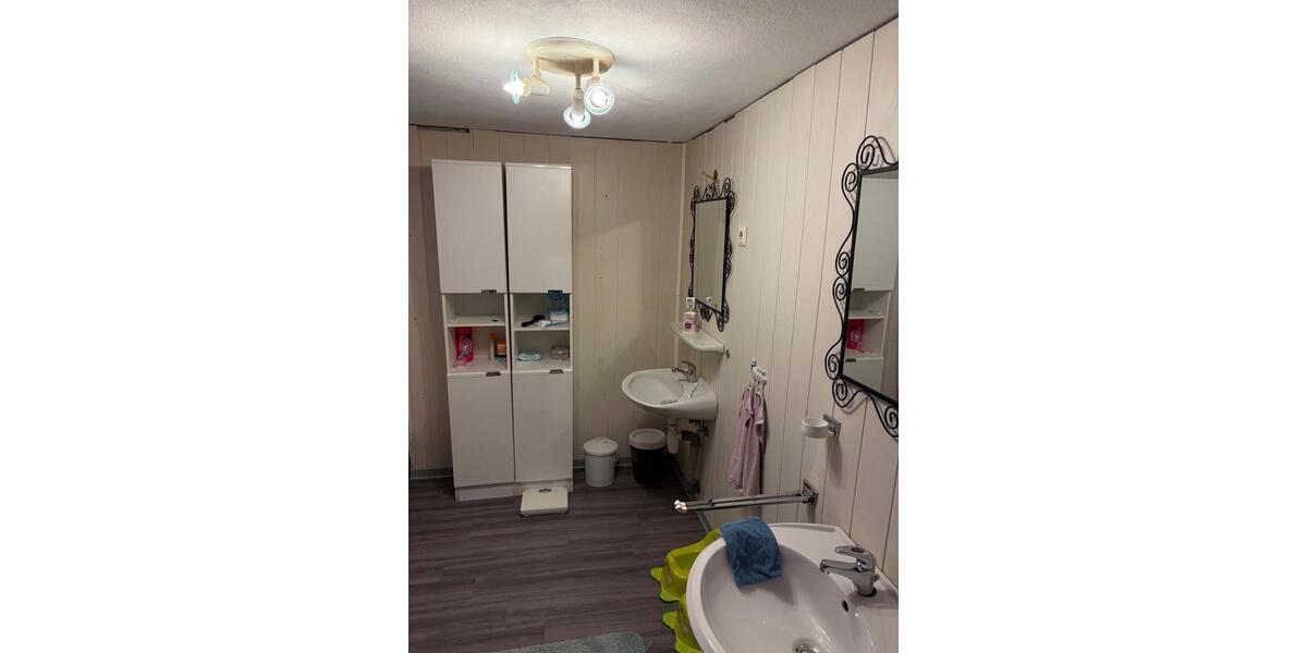 Einfamilienhaus Hessisch Oldendorf - 9 Zimmer, 290 m&sup2;, 195.000&euro; | Angebot:26291395