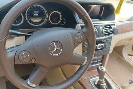 Mercedes-Benz E 200 225.000 km 13.500 &euro; Lohne 32584