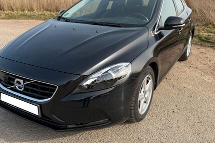 Volvo V40 89.900 km 11.500 &euro; Löhne 32584