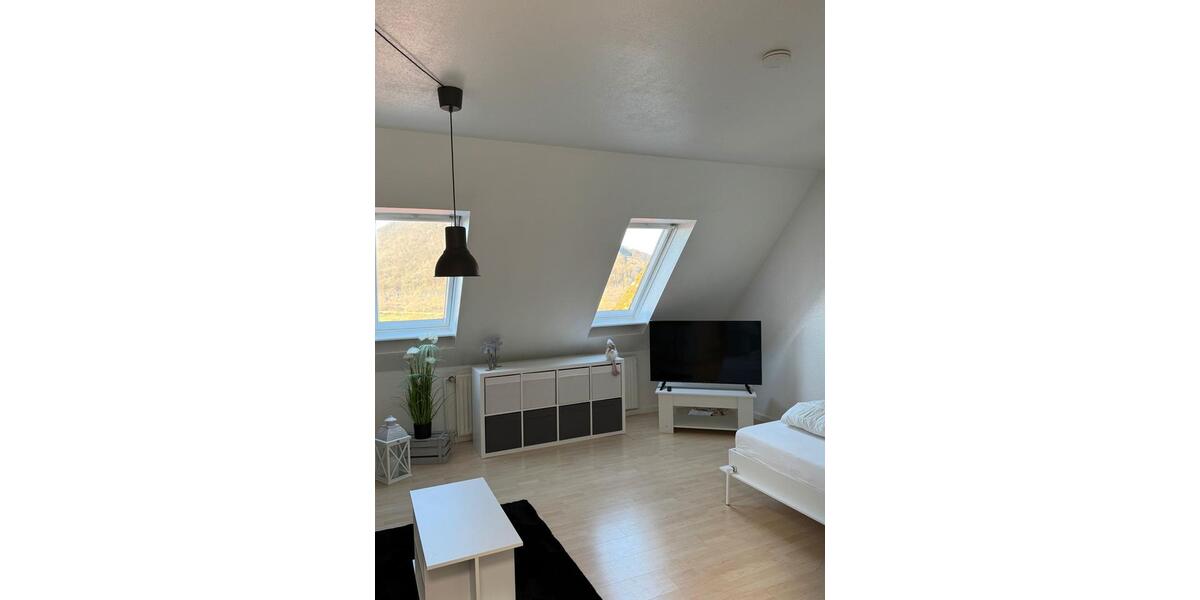Dachgeschoßwohnung Porta Westfalica - 1 Zimmer, 33 m&sup2;, 92.000&euro; | Angebot:27230019