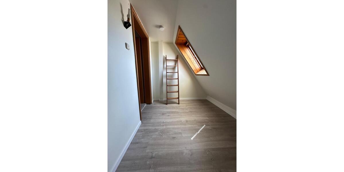 Dachgeschoßwohnung Minden - 2 Zimmer, 60 m&sup2;, 760&euro; | Angebot:25900261