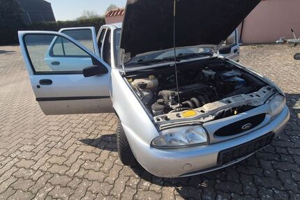 Ford Fiesta 43.300 km 2.000 &euro; Rodenberg 31552