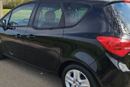 Opel Meriva 60.800 km 6.600 &euro; Hespe 31693