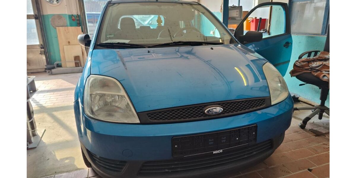 Ford Fiesta 205.900 km 2.290 &euro; Minden 32425