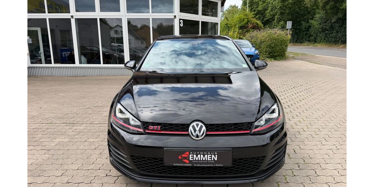 VW Golf 73.000 km 15.990 &euro; Bückeburg 31675