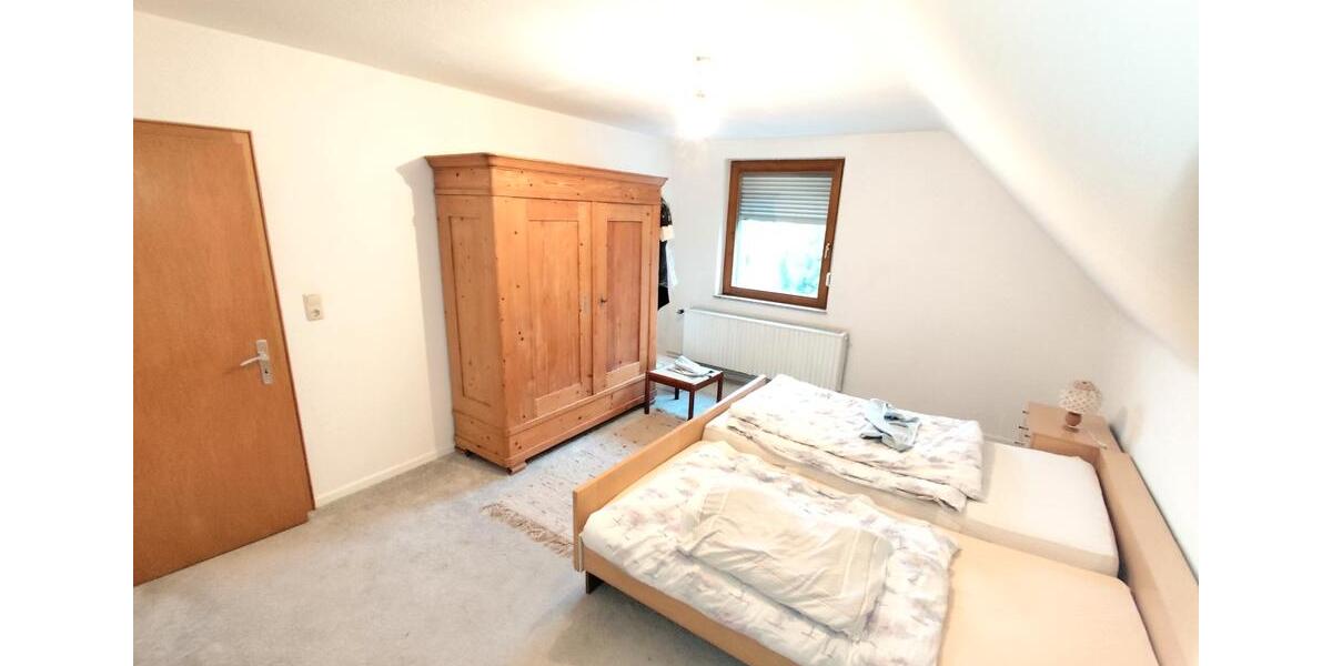 Einfamilienhaus Bückeburg - 7 Zimmer, 200 m&sup2;, 335.000&euro; | Angebot:26840026