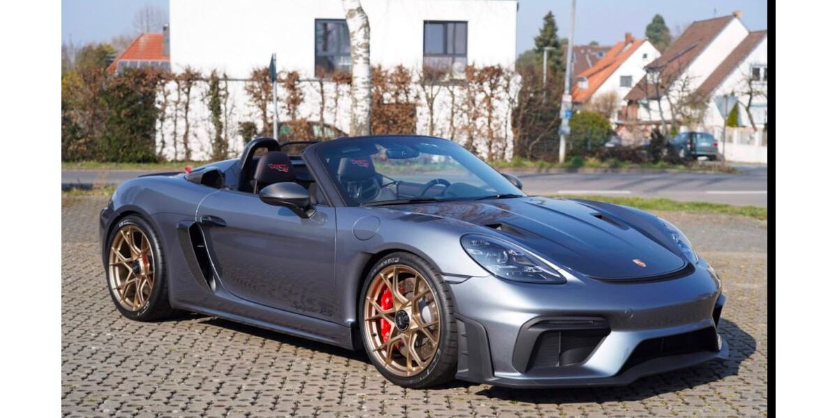 Porsche Andere 1.700 km 166.481 &euro; Hessisch Oldendorf 31840