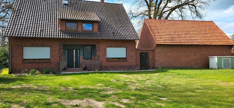 Mehrfamilienhaus, Wohnhaus Stolzenau - 7 Zimmer, 197 m&sup2;, 350.000&euro; | Angebot:26198911