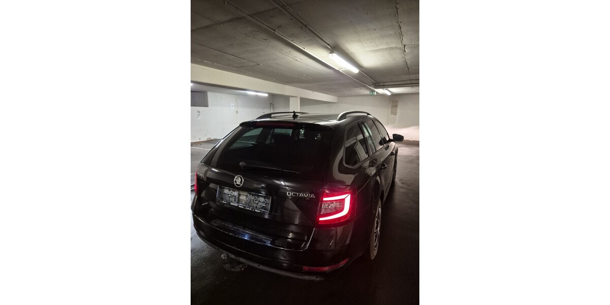 Skoda Octavia Combi 37.800 km 18.000 &euro; Preußisch Oldendorf 32361