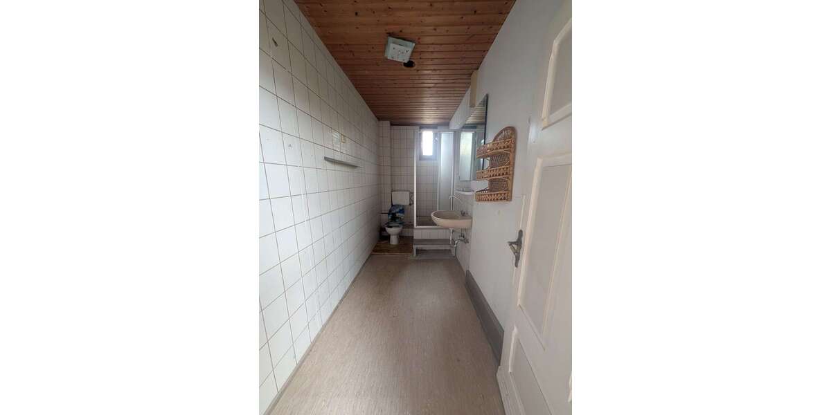 Löhne-Gohfeld — bezugsfreies Anlageobjekt mit Entwicklungspotenzial - Anlageobjekt Löhne / Besebruch Besebruch | Angebot:27254349