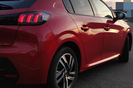 Peugeot 208 45.000 km 12.500 &euro; Espelkamp 32339