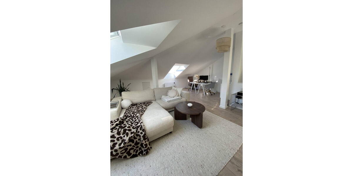 Etagenwohnung Porta Westfalica Hausberge - 5 Zimmer, 135 m&sup2;, 1.490&euro; | Angebot:26016202