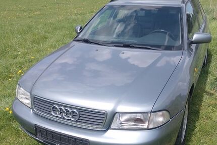 Audi A4 163.000 km 4.350 &euro; Extertal 32699