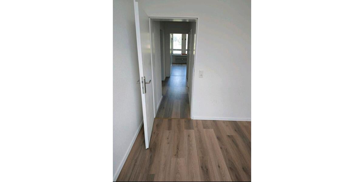 Erdgeschoßwohnung Stadthagen - 4 Zimmer, 128 m&sup2;, 173.900&euro; | Angebot:25959382