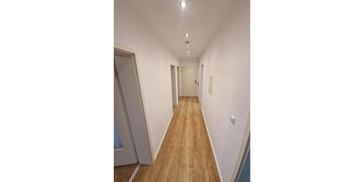 Mehrfamilienhaus, Wohnhaus Stadthagen - 9 Zimmer, 240 m&sup2;, 395.000&euro; | Angebot:26030546