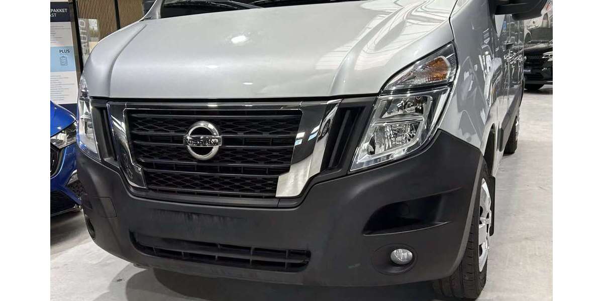 Nissan Interstar 29.000 km 19.900 &euro; Porta Westfalica 32457