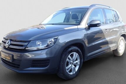 VW Tiguan 114.881 km 12.490 &euro; Löhne 32584