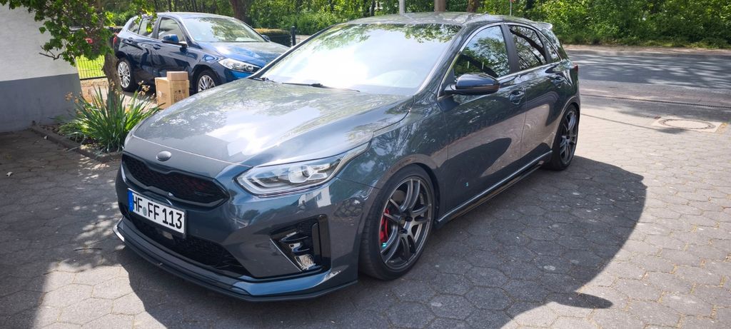 Kia ceed / Ceed 91.500 km 17.850 &euro; Hiddenhausen 32120