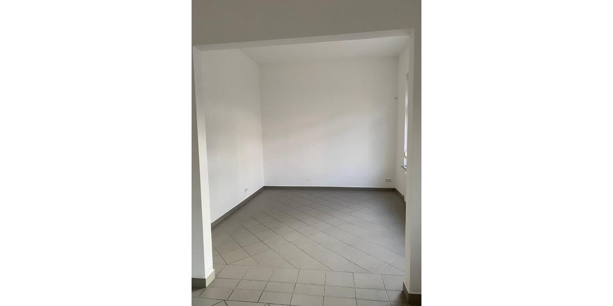 Erdgeschoßwohnung Bad Oeynhausen - 3 Zimmer, 90 m&sup2;, 950&euro; | Angebot:25614430