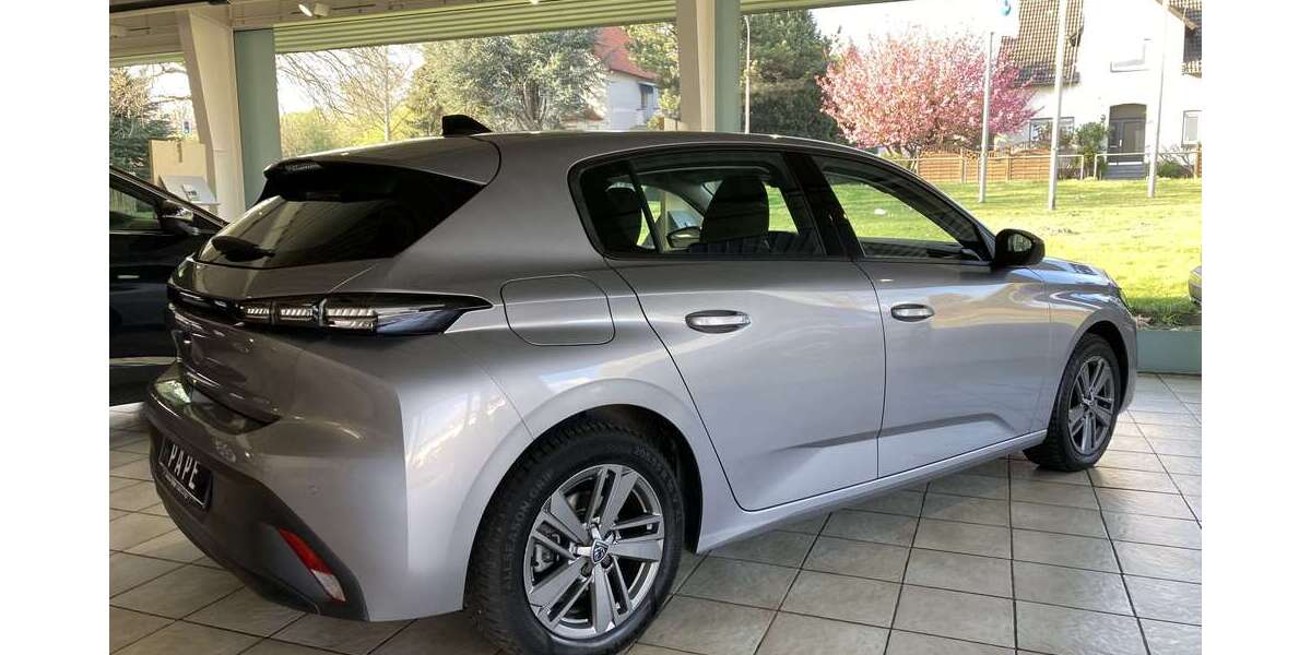 Peugeot 308 32.000 km 22.900 &euro; Lemgo 32657