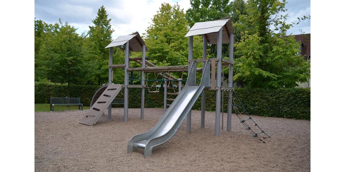 Etagenwohnung Herford Falkendiek - 4 Zimmer, 80 m&sup2;, 597&euro; | Angebot:25381972