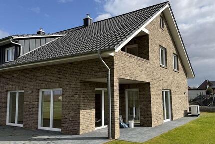 Haus Uchte - 6 Zimmer, 178 m&sup2;, 1.400&euro; | Angebot:26255584