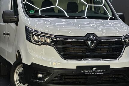 Renault Trafic 186.000 km 12.999 &euro; Löhne 32584