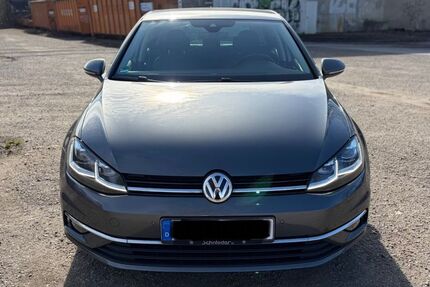 VW Golf 210.605 km 11.990 &euro; Espelkamp 32339